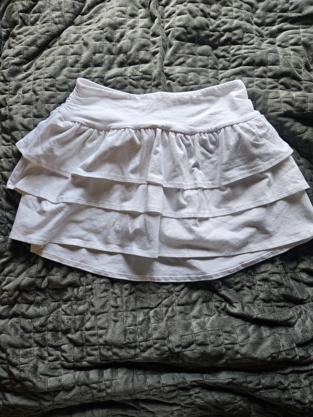 Hollister White Tiered Ruffle Mini Skirt